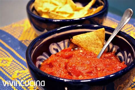 Sono fatte con la farina di mais e stese come piadine, e restano morbide in cottura e possono essere utilizzare per arrotolare gli. CENA MESSICANA RICETTE CASALINGHE | Vivincucina | Ricette ...