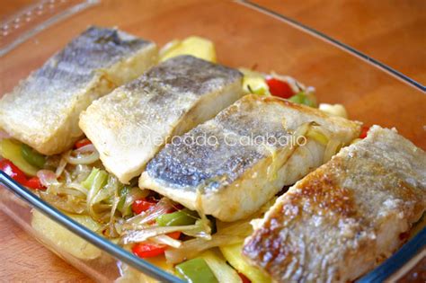 Como en la sartén el bacalao ya se ha cocinado en parte no requiere apenas tiempo. Bacalao al horno, receta paso a paso | Mercado Calabajío