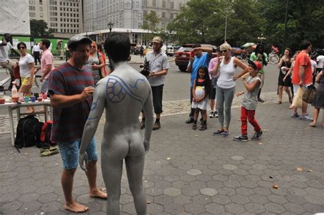 Cfnm Nude Male Body Painting Telegraph