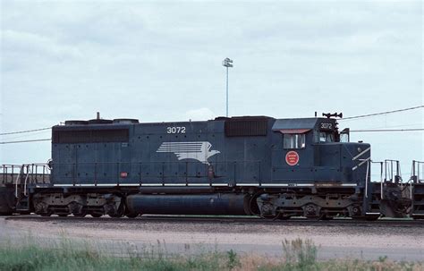 Screaming Eagle On Emd Sd40 2 Union Pacific Train Railroad Photos