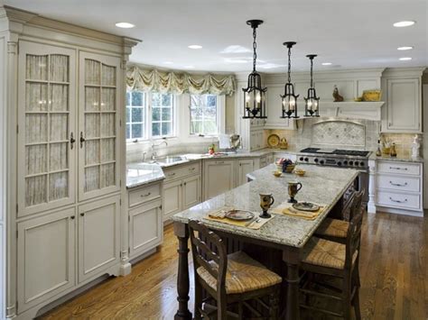 From traditional, french, country, old world, coastal, or farmhouse style kitchens, a blue and white color theme looks beautiful. 15 Charming French Country Kitchen Décor Ideas - Shelterness