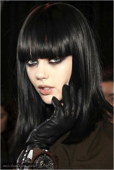 Manic Panic Raven - Hair Colar And Cut Style