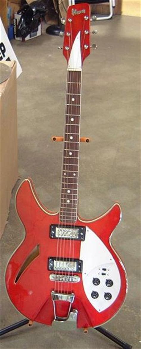 Those are the visual differences. Ibanez Collectors World: Ibanez copy of Rickenbacker 360