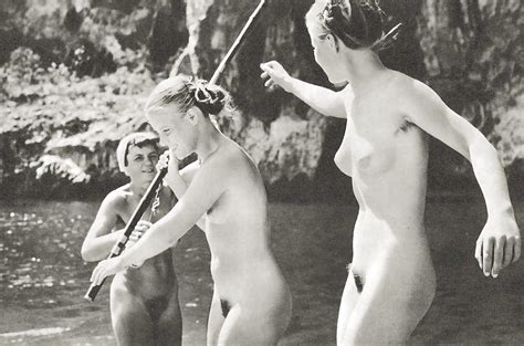 A Few Vintage Naturist Girls That Really Turn Me On 6 Porn Pictures