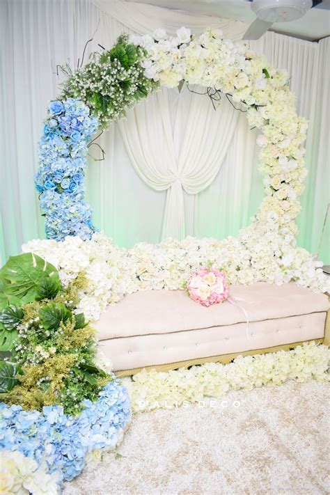 Actually, kalau ikutkan erah tak nak pun pelamin2 ni sebab kalau boleh nak buat simple2 je dah. D'alis Deco: Pelamin Nikah Klang