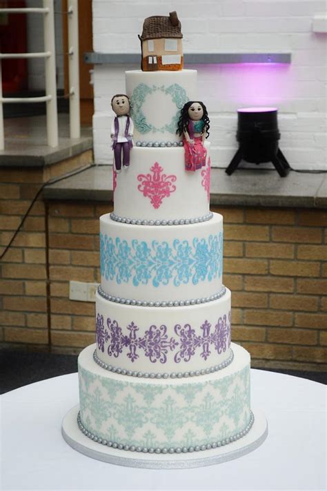 Sari Inspired Wedding Cake Decorated Cake By Krumblies Cakesdecor