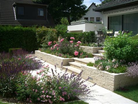 Maybe you would like to learn more about one of these? Garten in Berlin Hermsdorf - Gartendesign Lauenstein