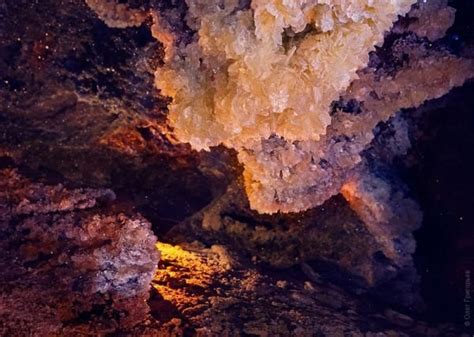 Crystal Caves Of Mlynki Crystal Cave Underground Caves Gypsum Crystal