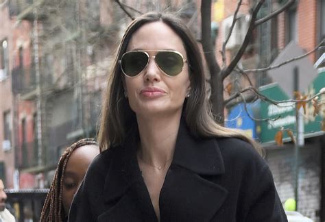 Angelina Jolie Goes Shopping In Chic Style With Daughter Zahara In Nyc