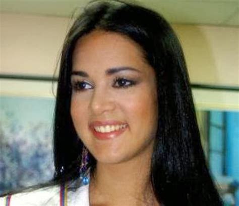 Caracas Venezuela Ap — La Actriz Y Ex Miss Venezuela Monica Spear Y Su Ex Esposo Murieron