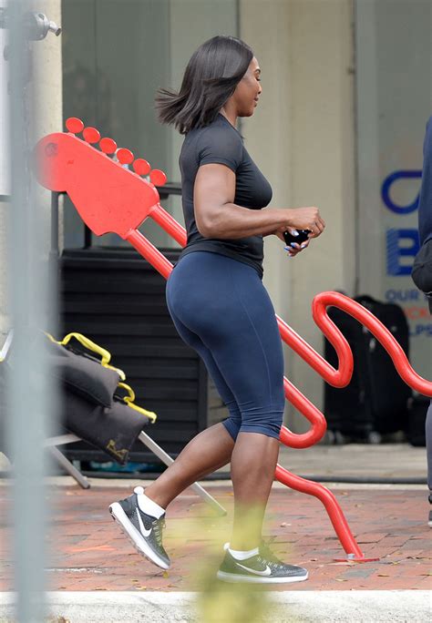 Serena Williams In Tights Filming A Commercial In Miami Bootymotiontv