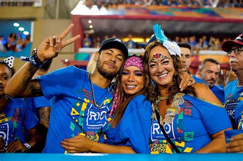 Méier house offers accommodation in rio de janeiro. Foto mostra suposto beijo entre Anitta e Neymar; veja ...