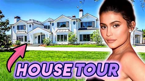 Kylie jenner gave fans a tour of her house and you're going to be so jealous—see the photos and videos here. Kylie Jenner | House Tour 2019 | Inside Her 35 Million ...