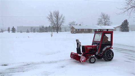 Ingersoll 4118d Blowing Snow Hydraulic Snow Blower Youtube