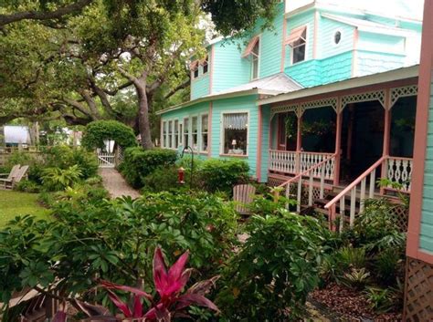 Take This Road Trip Through Floridas Most Picturesque Small Towns For