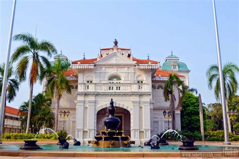 Galeri sultan azlan shah) is a gallery in kuala kangsar, perak, malaysia.12. Perak Trip : Senarai Tempat Menarik di Kuala Kangsar ...