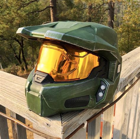 I concepted and modeled master chief for halo: Halo Infinite Master Chief Wearable Helmet Full Size ...