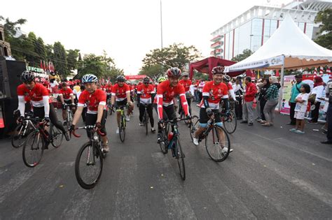 kuʈɔ surɔˈkart̪ɔ), juga disebut solo (bahasa jawa: Gowes Semarang-Solo Tandai Peluncuran Maskot Porprov ...
