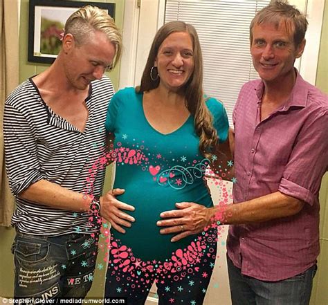 Gay Couple Praise Their Selfless Surrogate Daily Mail Online