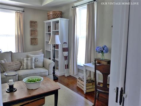 vintage home love: Living Room Ideas and a New Desk