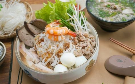 Authentic Hu Tieu Nam Vang Recipe Phnom Penh Noodle Soup Yummy