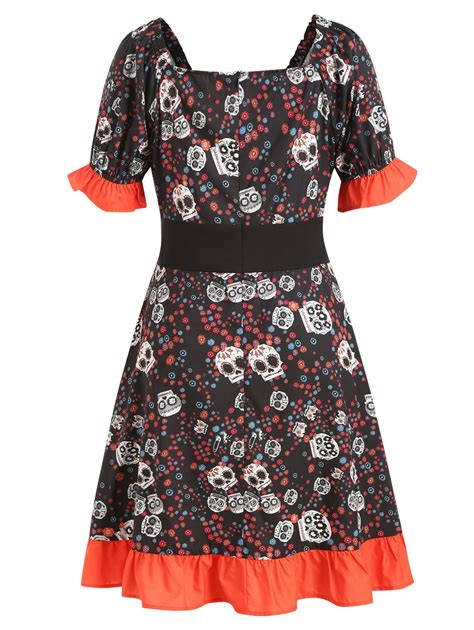 55 Off 2020 Plus Size Halloween Skulls Print Flounce Dress In Black Dresslily