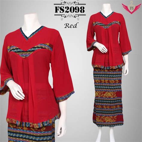 Gamis modern ini menggunakan bahan katun yarnded motif dikombinasikan dengan katun ima polos. Jual setelan blus rok panjang kain tenun merah model terbaju, setelan baju muslim modern ...