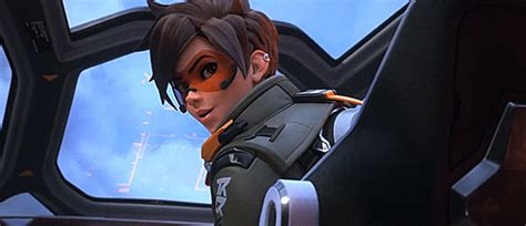 Overwatch Gifs Overwatch Tracer Tracer Gif Harems Cavalry Giphy Animated Gif Server Art Girl