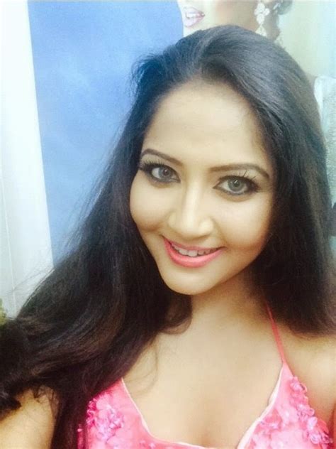 Sexy Sri Lankan Actress Lochana Imashi Spicy Pictures