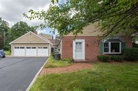 6 Birch Hill Rd, Salem, NH 03079 - MLS 4965522 - Coldwell Banker