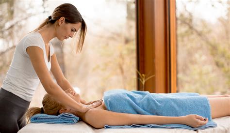 How To Choose The Right Massage Therapy And Therapist To Suit You Sandgate Physical Health Clinic