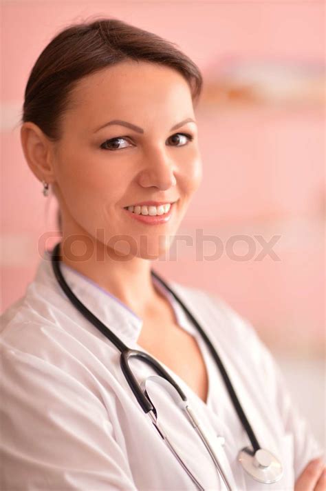 Krankenschwester Mit Stethoskop Stock Bild Colourbox