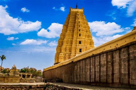 10 Must Visit Temples In Karnataka To Experience The Devine Power In You