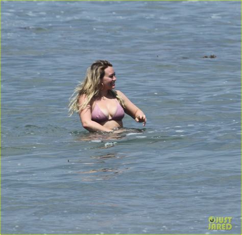 Hilary Duff Flaunts Pda With Ely Sandvik Bares Hot Bikini Body Photo