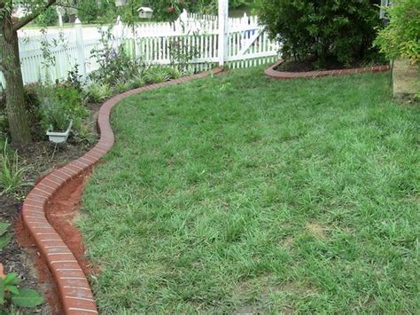 It can be used to make walls, walkways, and paths. 18 Brick Garden Edging Ideas That Looks Amazing | Gardenoid