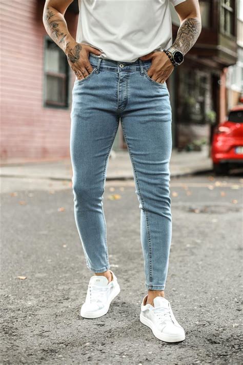 Grinding Skinny Jean Out Fit Man