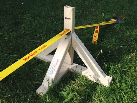 In diesem video zeigen wir euch, wie ihr die slackline zwischen zwei bäumen aufbauen könnt. Slacklines - alpland | alpland