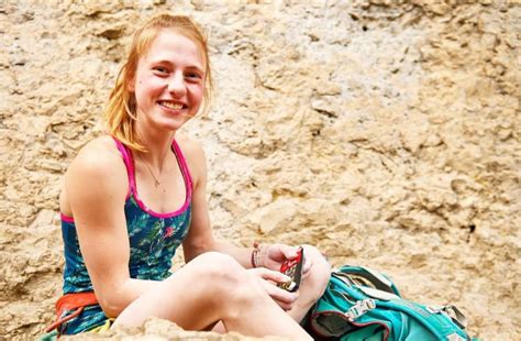 Die demmel gruppe ist ein zusammenschluss mittelständischer familienunternehmen mit insgesamt ca. Martina Demmel, mordue de caillou - Martina Demmel ...