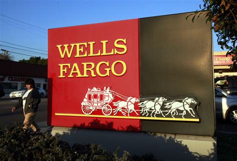 Wells fargo review and report on business standards. The hard fall of Wells Fargo's Carrie Tolstedt - CBS News
