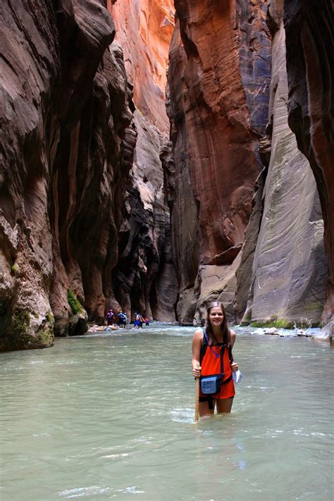 Hiking The Narrows In Zion National Park Utah Usa Hiking The Narrows