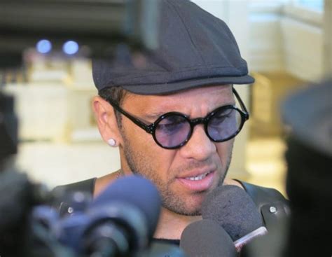 Questionado se pretende continuar no são paulo, daniel alves deu a entender que sim. VOTUPORANGUENSE - Do favoritismo ao rebaixamento: time que ...