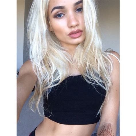 Pia mia outfits lazy outfits cute outfits losing my best friend white puppies cute hats i love girls girl swag fashion lookbook. Pia Mia ↚☪ | Pia mia, Beauty, Hair styles