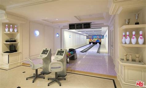 All Strikes All The Time 10 High End Homes With Private Bowling Alleys