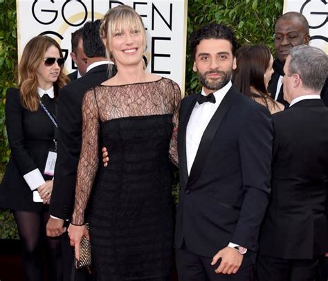 They have a son, eugene, born in late april 2017. Oscar Isaac's girlfriend Elvira Lind makes us love him ...