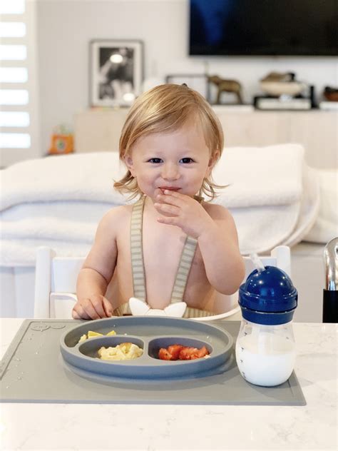 Toddler Feeding Essentials: 18 months - eat.sleep.wear