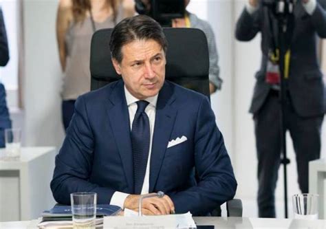 'ora il presidente della repubblica guiderà il paese in. Conte, il discorso della fiducia - Politica - LaPressa.it