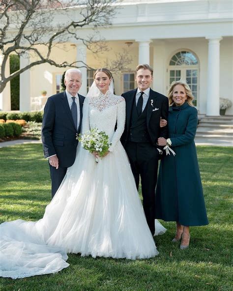 White House Wedding Naomi Biden Presidents Granddaughter And Peter
