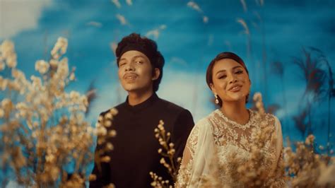 Lirik lagu 2021 lirik lagu dan video klip. Lirik Lagu Hari Bahagia - Atta Halilintar feat Aurel ...