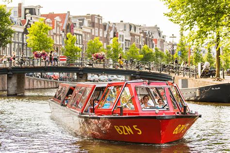 Amsterdam Hop On Hop Off Bus Tour 20 Discount With Smartsave