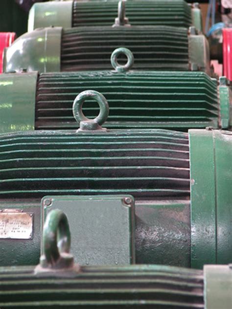Lower voltage ram is better handled by most of the motherboards, and it should be less prone to failure, hence it is better. How to Wire a Single-Phase 230V Motor | Hunker